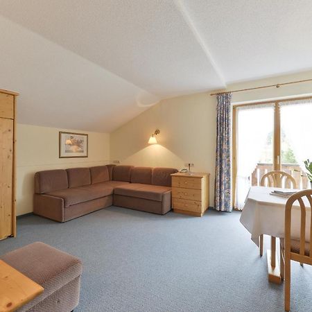 Haus Wallis Otel Lech am Arlberg Dış mekan fotoğraf