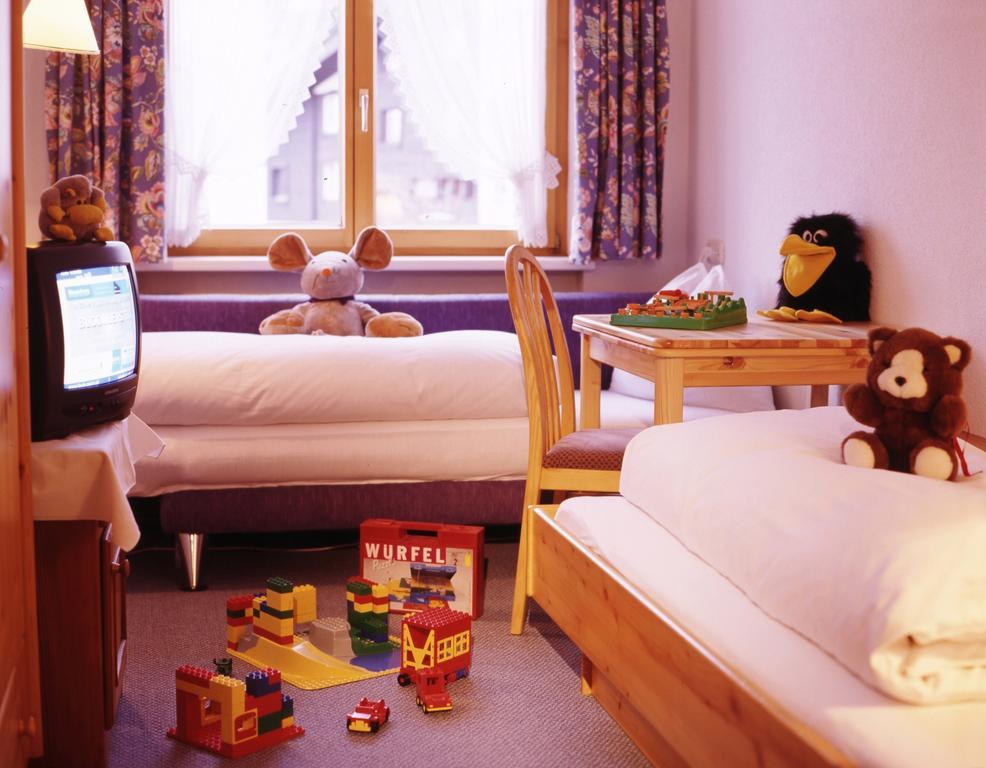 Haus Wallis Otel Lech am Arlberg Dış mekan fotoğraf