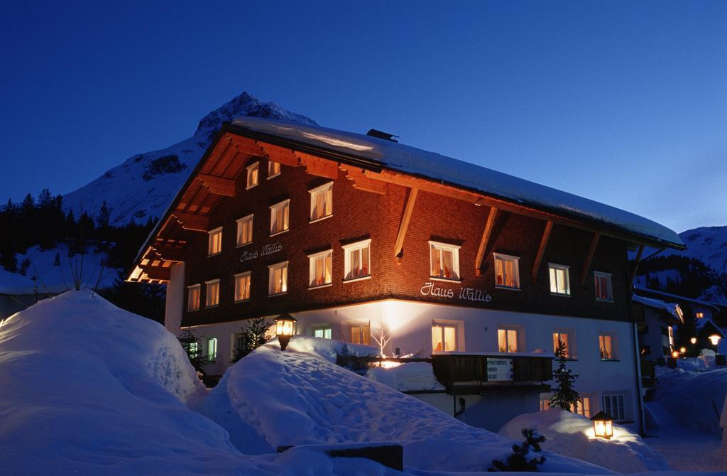 Haus Wallis Otel Lech am Arlberg Oda fotoğraf